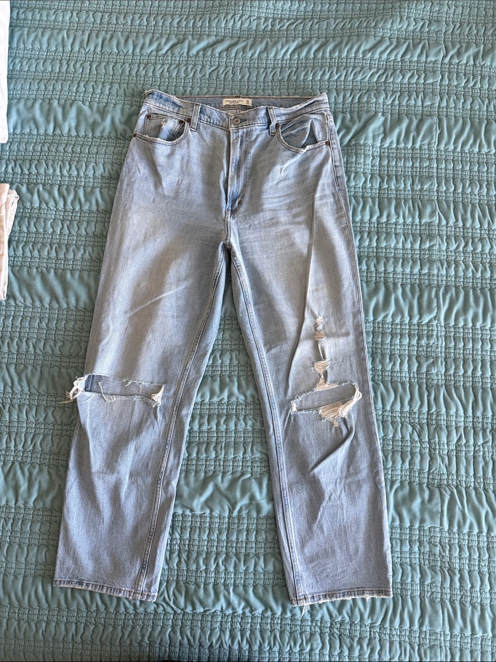 Light Blue Distressed Women’s Jeans